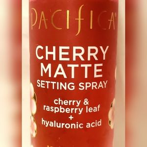 PACIFICA CHERRY MATTE SETTING SPRAY (NEW) (NBU)